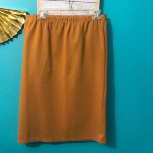 Mustard skirt